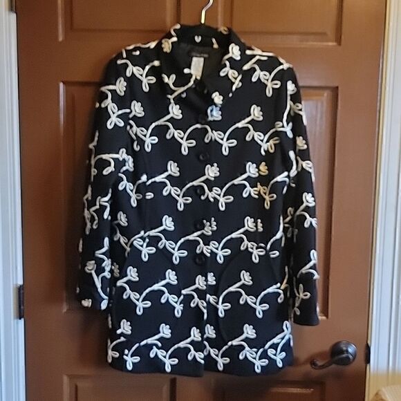 Focus by Shani- Wool/ Rayon, Blk/ Ivory jkt. Lined. Size M. Embroidery - Picture 2 of 9